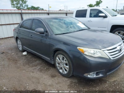 TOYOTA AVALON 2011