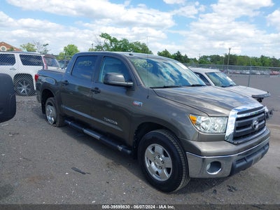 TOYOTA TUNDRA 2011