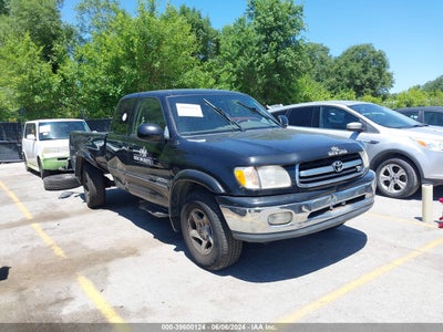 TOYOTA TUNDRA 2000