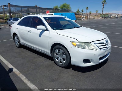TOYOTA CAMRY 2011