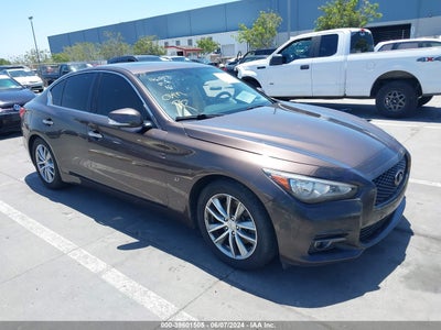 INFINITI Q50 2015