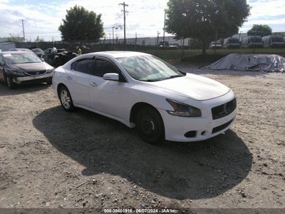 NISSAN MAXIMA 2013