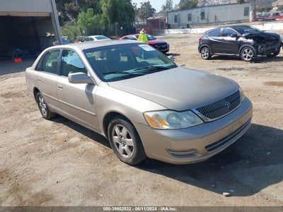 TOYOTA AVALON 2000
