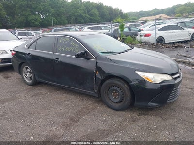 TOYOTA CAMRY 2015