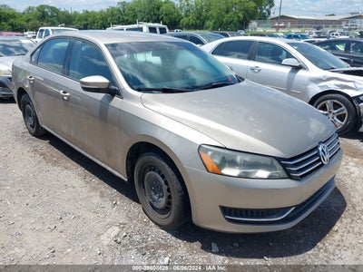 VOLKSWAGEN PASSAT 2015