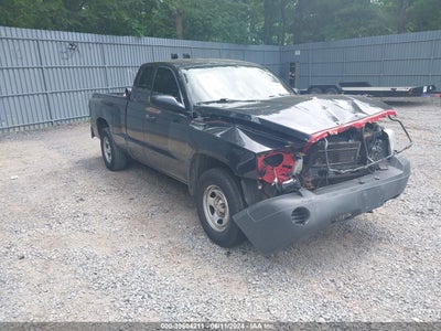 DODGE DAKOTA 2006