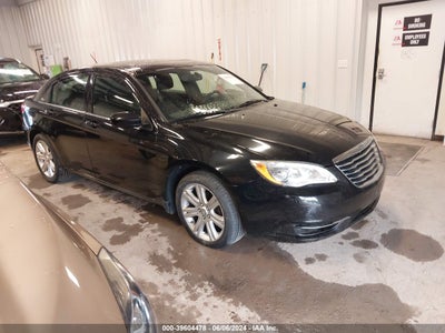 CHRYSLER 200 2011