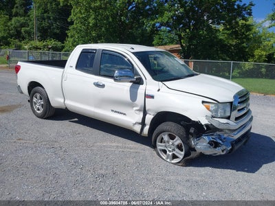 TOYOTA TUNDRA 2013