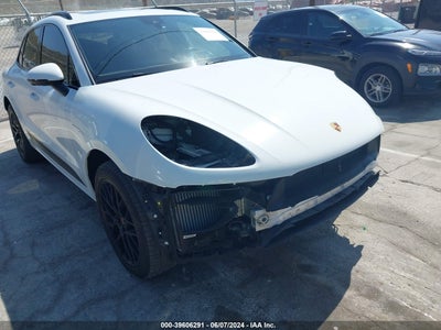 PORSCHE MACAN 2021