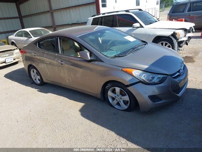 HYUNDAI ELANTRA 2013