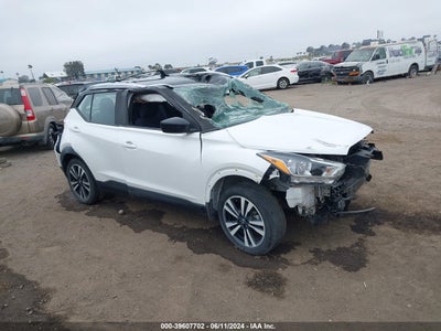 NISSAN KICKS 2019