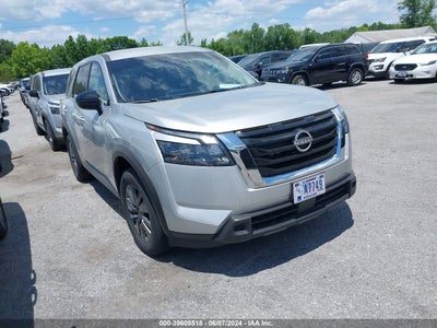 NISSAN PATHFINDER 2024