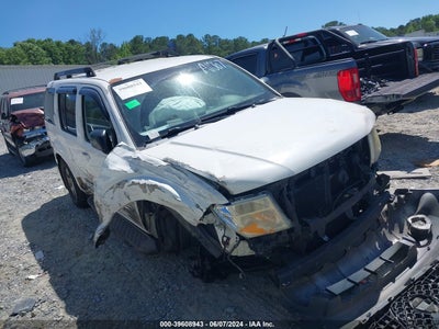 NISSAN PATHFINDER 2005