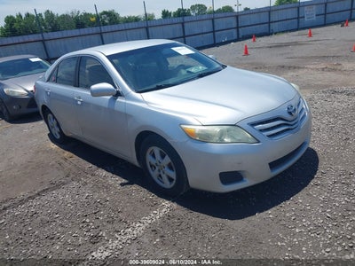 TOYOTA CAMRY 2010