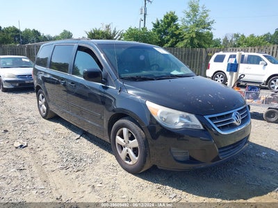 VOLKSWAGEN ROUTAN 2011
