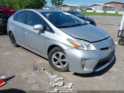 TOYOTA PRIUS 2014