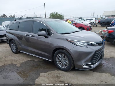 TOYOTA SIENNA 2022