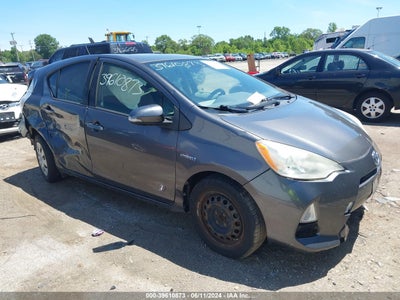 TOYOTA PRIUS C 2012