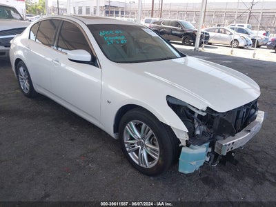 INFINITI Q40 2015