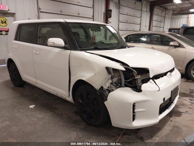 SCION SCION XB 2015