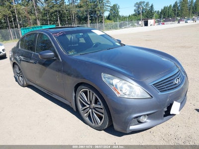 INFINITI G37 2010