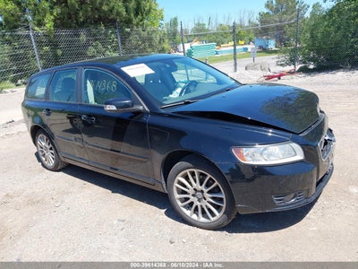 VOLVO V50 2010