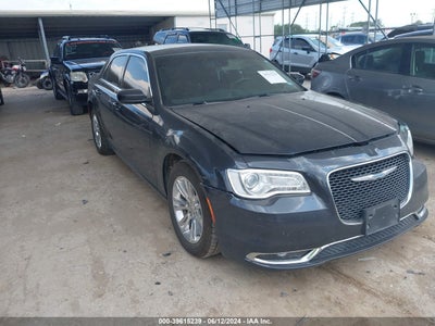 CHRYSLER 300 2018