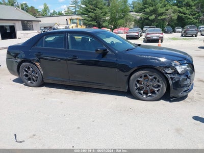 CHRYSLER 300 2019