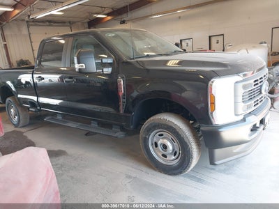 FORD F-250 2024