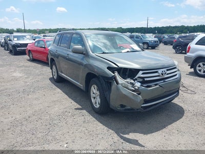 TOYOTA HIGHLANDER 2013