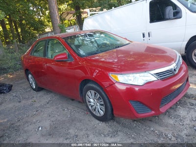 TOYOTA CAMRY 2014
