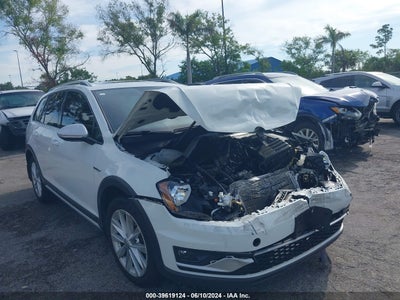 VOLKSWAGEN GOLF ALLTRACK 2017