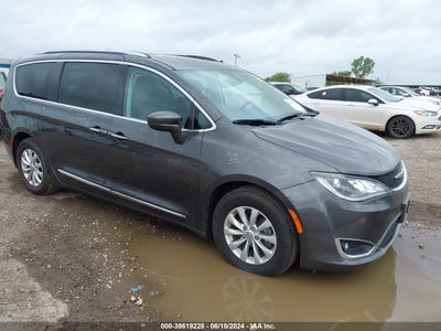 CHRYSLER PACIFICA 2019