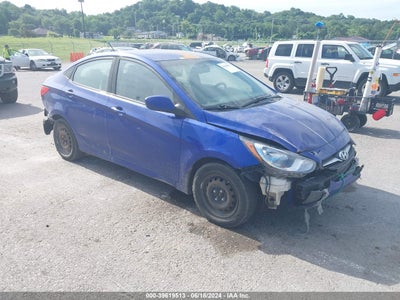 HYUNDAI ACCENT 2013