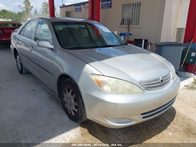 TOYOTA CAMRY 2004