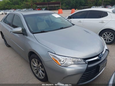 TOYOTA CAMRY 2016