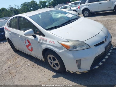 TOYOTA PRIUS 2013