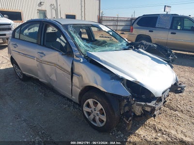 HYUNDAI ACCENT 2010