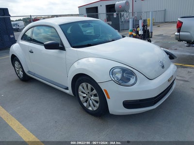 VOLKSWAGEN BEETLE 2014