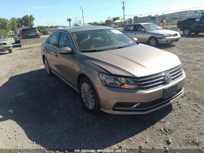 VOLKSWAGEN PASSAT 2016