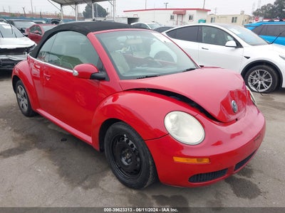 VOLKSWAGEN NEW BEETLE 2006