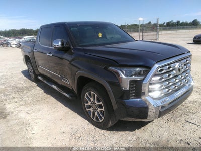 TOYOTA TUNDRA 2022