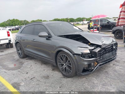 AUDI Q8 2020