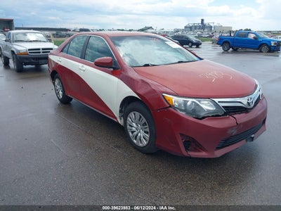 TOYOTA CAMRY 2013