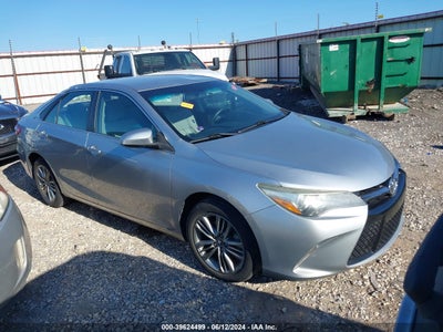 TOYOTA CAMRY 2016