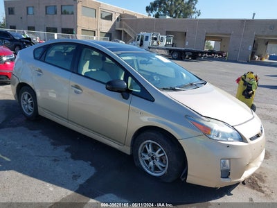 TOYOTA PRIUS 2010