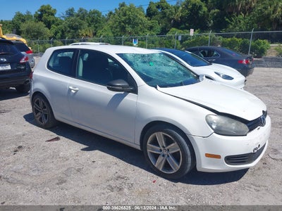 VOLKSWAGEN GOLF 2012