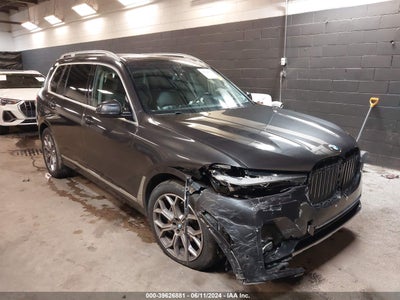 BMW X7 2021