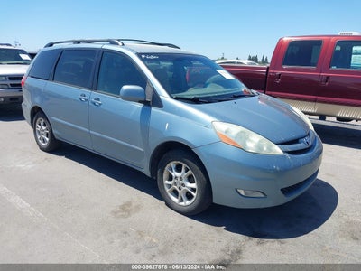 TOYOTA SIENNA 2006