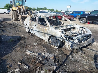 TOYOTA CAMRY 2022
